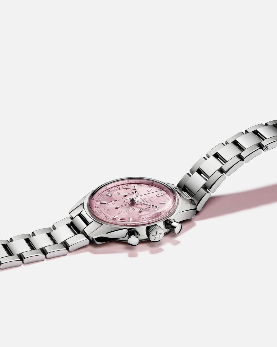 20 per cent of the proceeds from the sale of the Zenith Chronomaster Original Pink will go to Susan G Komen, the world’s leading non-profit breast cancer organisation. 