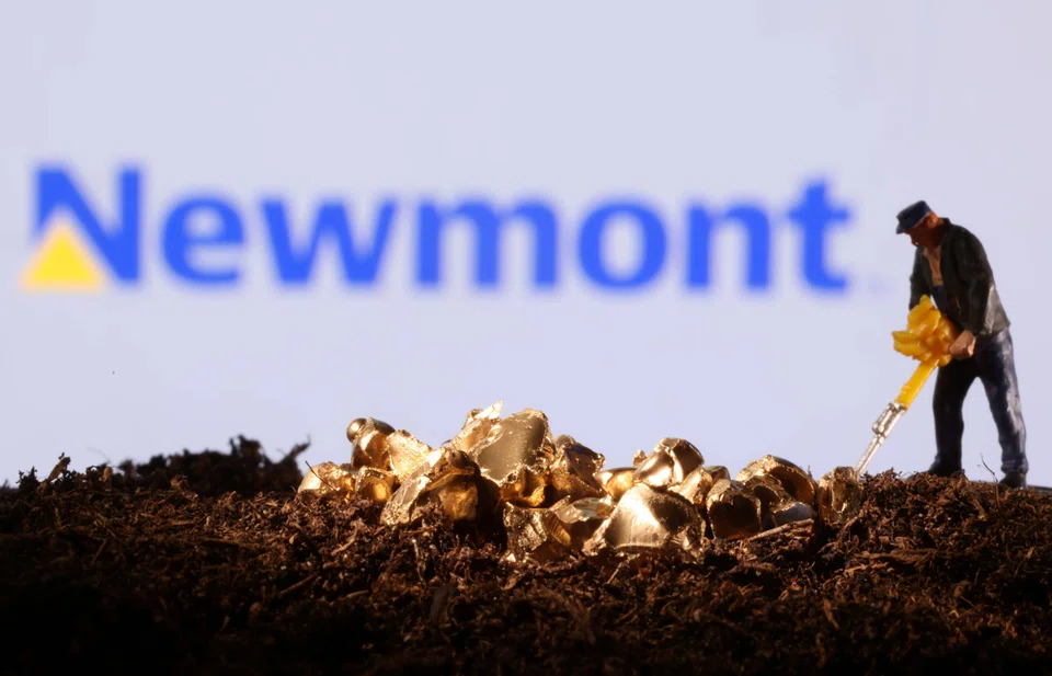 Newmont is spending more than expected to dig gold from mines in Australia, Canada, Peru and Papua New Guinea.