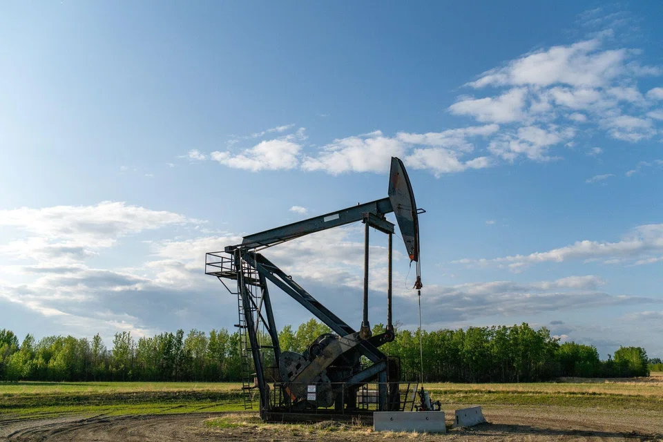 Brent futures rose US$2.01, or 2.5 per cent, to settle at US$81.63 a barrel, while US West Texas Intermediate (WTI) crude rose US$2.21, or 2.9 per cent, to settle at US$77.74 on Monday.