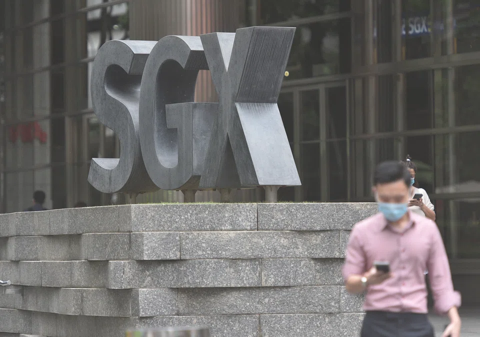 The Straits Times Index (STI) gained 0.6 per cent or 18.79 points to 3,130.44 as at 9.01 am. Advancers outnumbered decliners 100 to 17 after 60 million securities worth S$56.7 million changed hands.