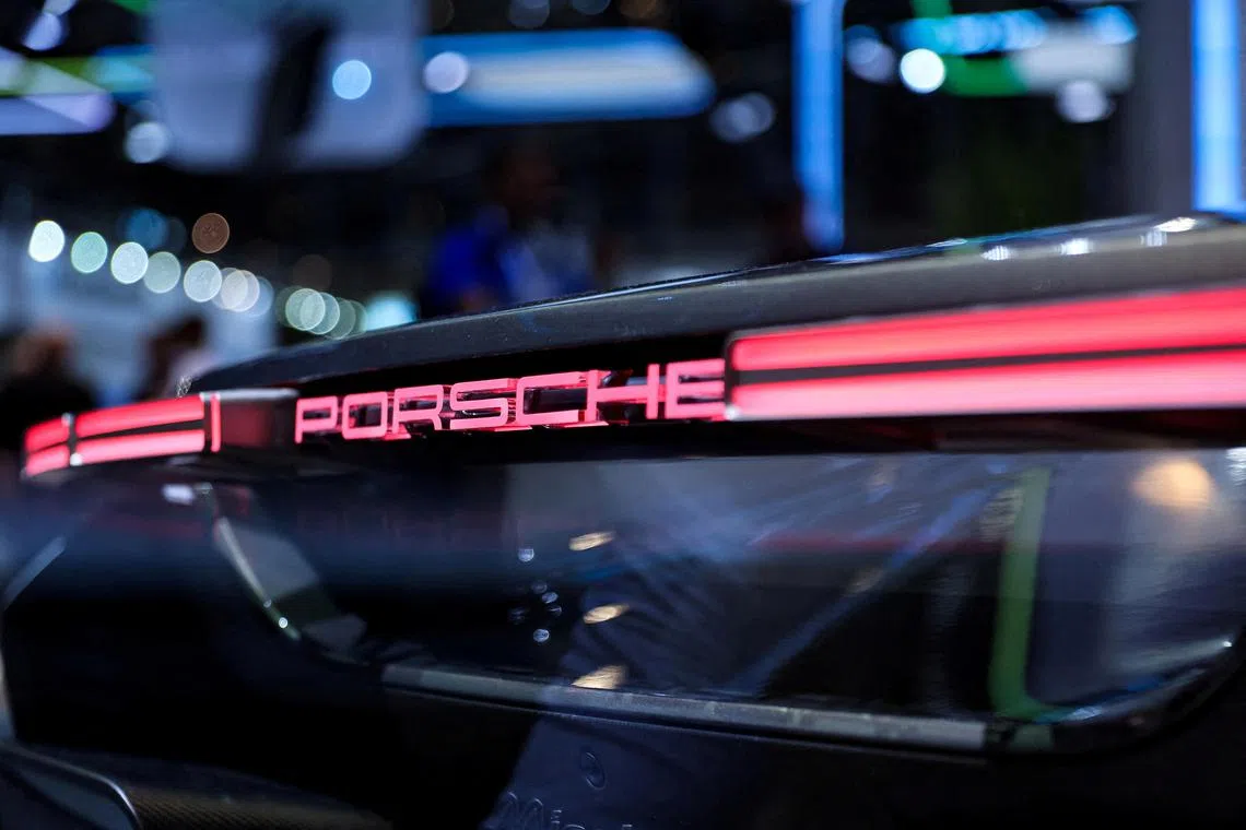 The move marks a shift from Porsche’s previous reluctance to use Google software.