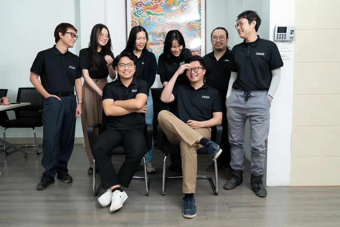 Run by scientists with real-world drug discovery experience, NYB.AI leverages advanced artificial intelligence to accelerate the identification of hit molecules and enhance clinical success. 