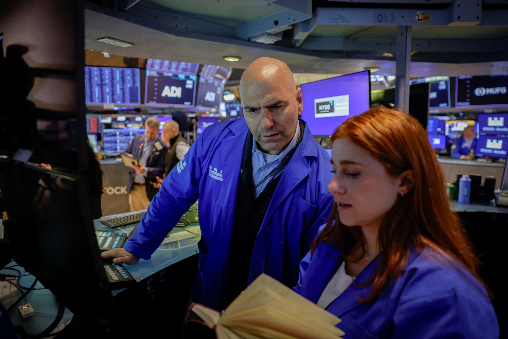 US stocks: Dow closes at record on Middle East optimism; SpaceX, AMD drag Nasdaq