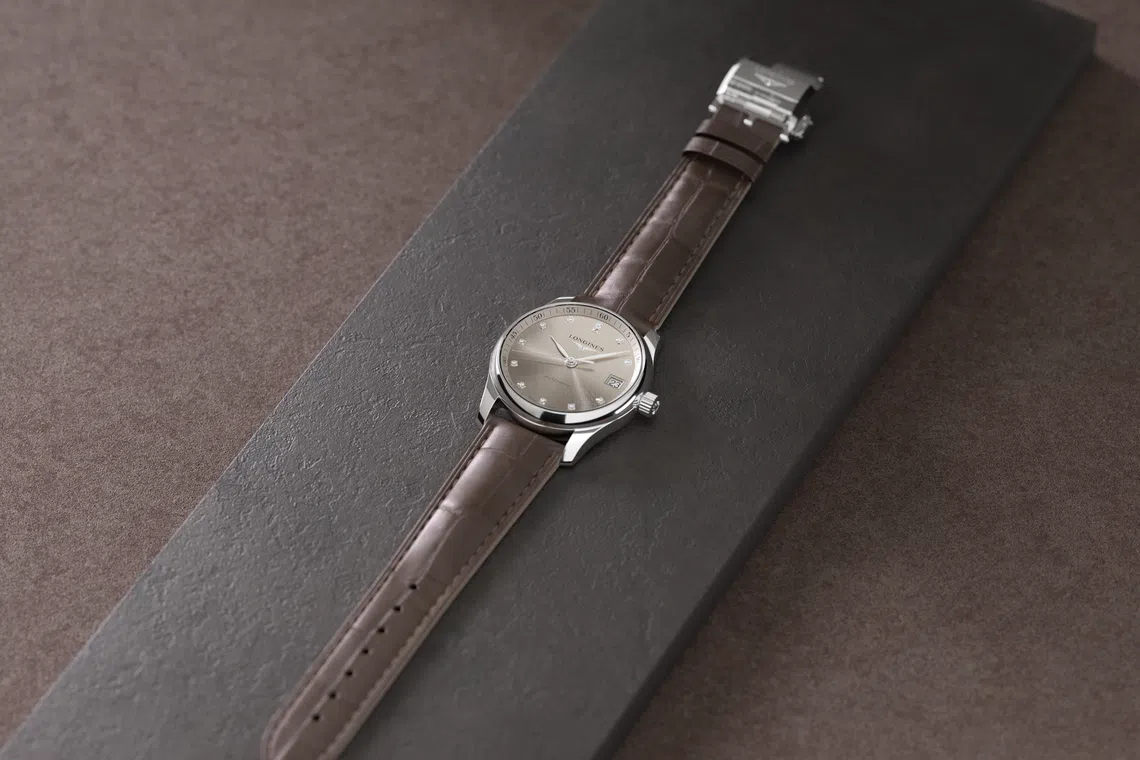 The new 34 mm Master watches for ladies belie their dainty dimensions with quiet power.