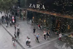 The Westpac-Melbourne Institute index of consumer sentiment slid 6.0 per cent in April from March, more than erasing the previous month’s 4 per cent gain. 