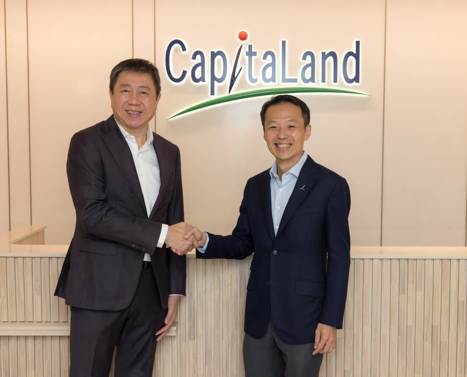 Suchad Chiaranussati, chairman and founder of SC Capital Partners (left) with CapitaLand Investment's group chief executive Lee Chee Koon.