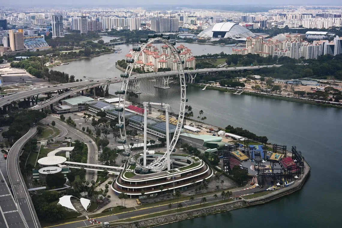 The new bridge will be located a mere 30m from the Benjamin Sheares Bridge.