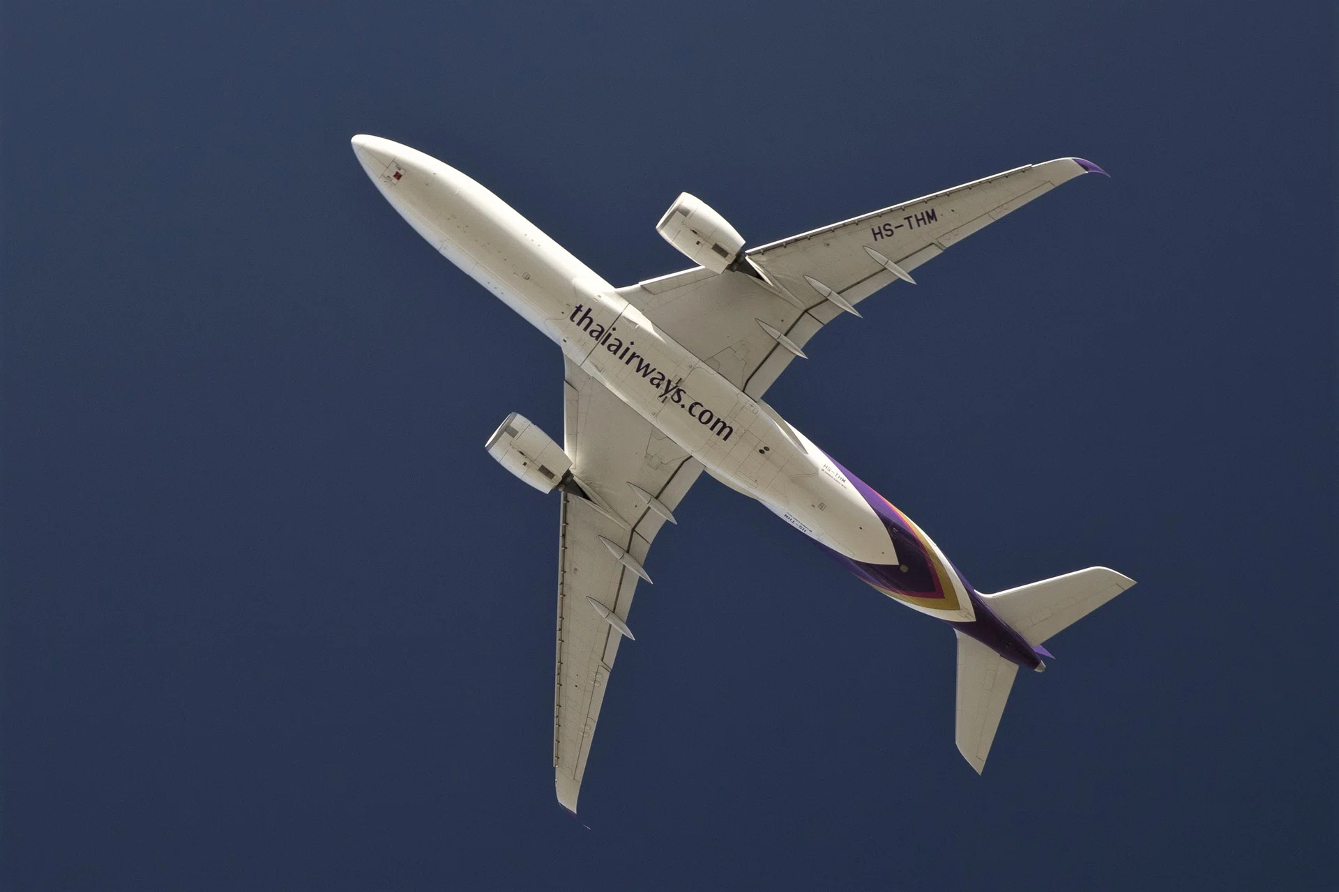 Thai Airways shares to resume trading after exit from restructuring