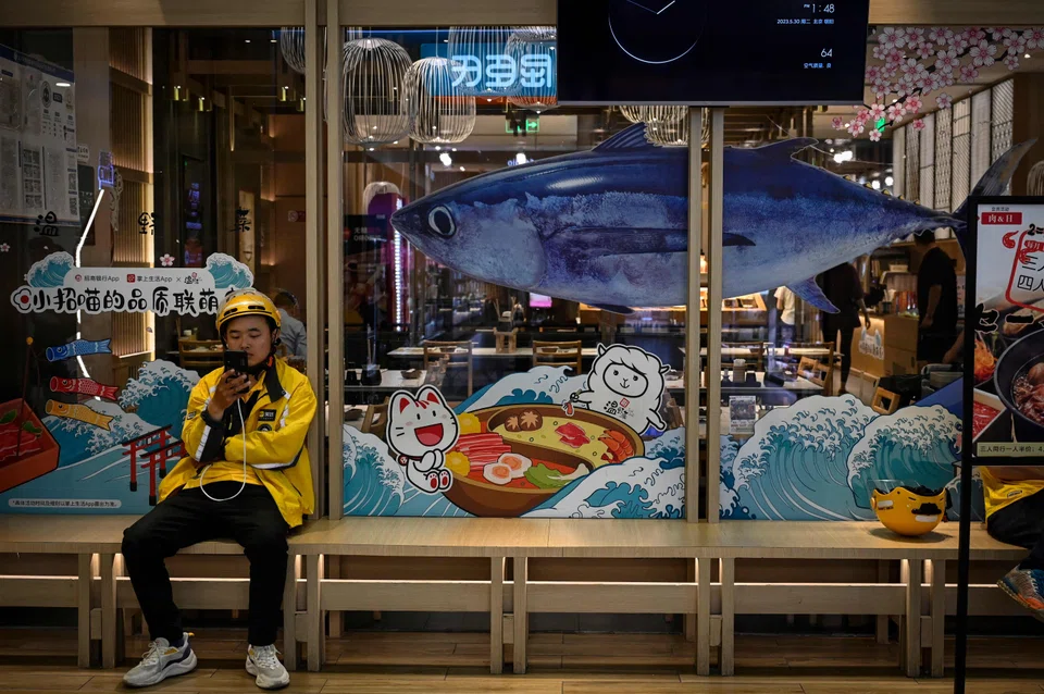 Some members of the public feel that China's economy is doing even worse than the official figures suggest.