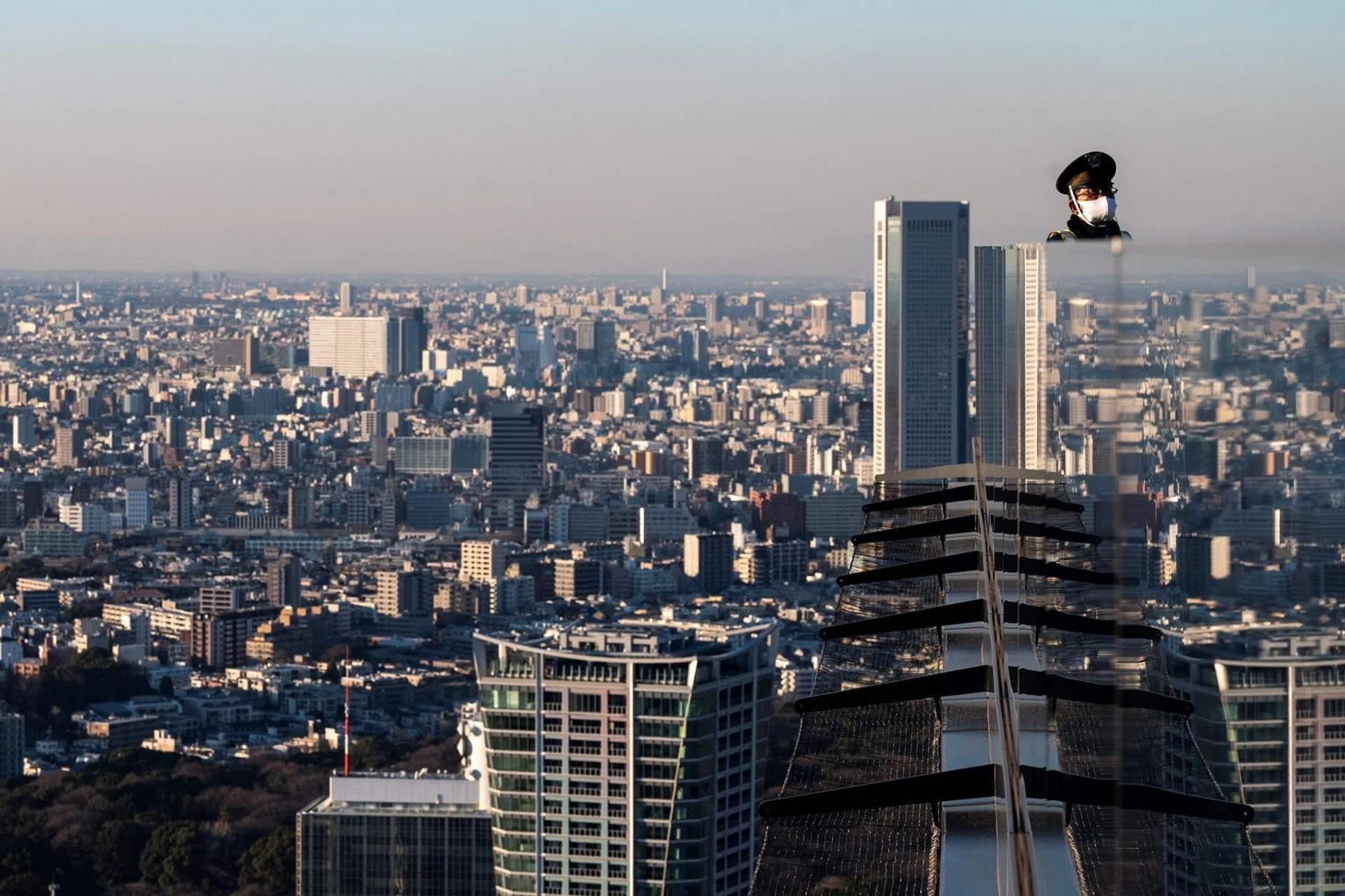 Sumitomo to close Singapore crude, fuel oil trading desk at end-March - The  Business Times