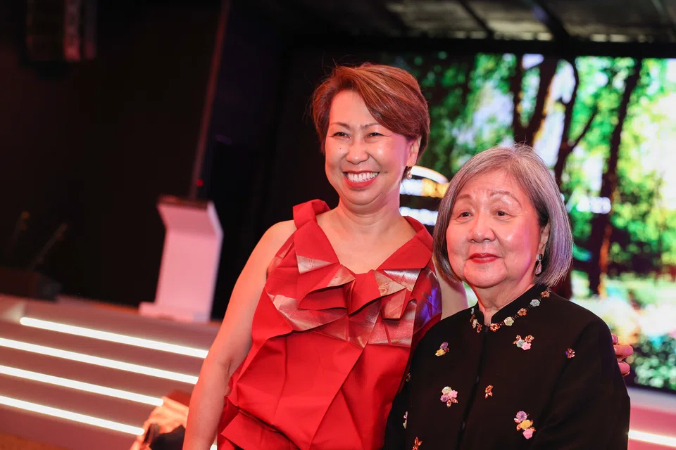 Chong Siak Ching (left), CEO, National Gallery Singapore with Jennie Chua, chairman, Vanguard Healthcare & Woodlands Health.