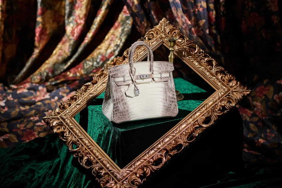 The Nov 25 sale features over 197 lots, most of which comprise of Hermes bags.