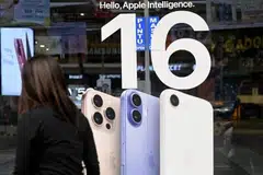 Global smartphone shipments rose 1.5 per cent in the first quarter with Apple rushing to stockpile units to avoid tariffs imposed by US president Donald Trump.