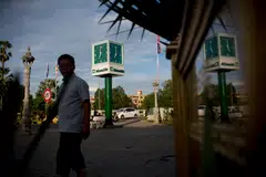 In Asia, Manulife Financial's core earnings increase 39 per cent from a year earlier, and they rise 25 per cent in global wealth and asset management.