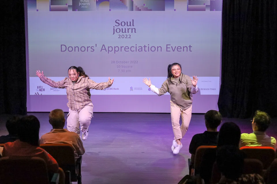 At the event, there were live performances, experiential spaces and artworks by beneficiaries.