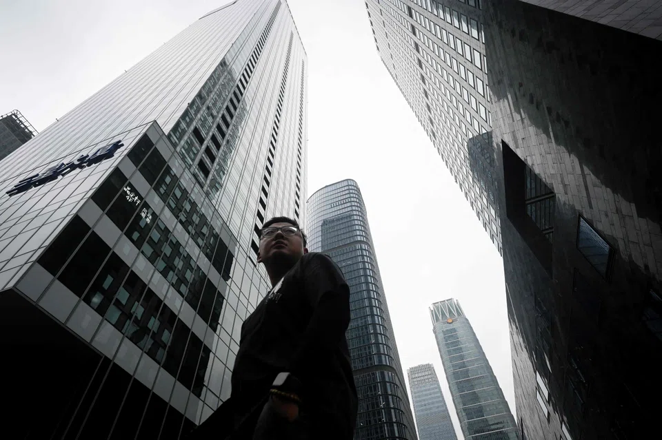 The economy has expanded 5.2% in the second quarter, exceeding analysts’ expectations of 5.1% and prompting at least nine international banks to raise their forecasts for this year.