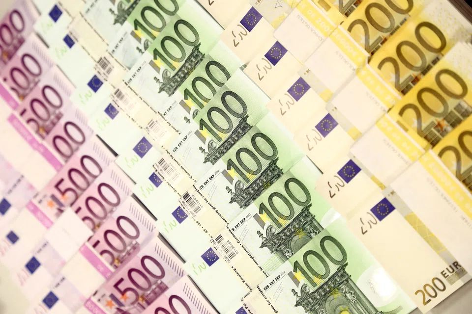 The euro was up 0.16 per cent at US$1.0525, not far from the two-year low of US$1.0332 hit at the end of November as traders braced for a drawn-out reckoning for France.