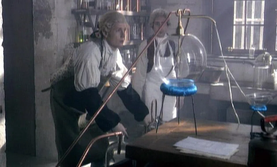 It's time to update the mental images many of us may have about scientific practice. 