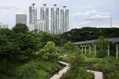 While there has been a decline in demand for residences among Thai buyers, foreign purchases of condominiums in Bangkok have been growing.