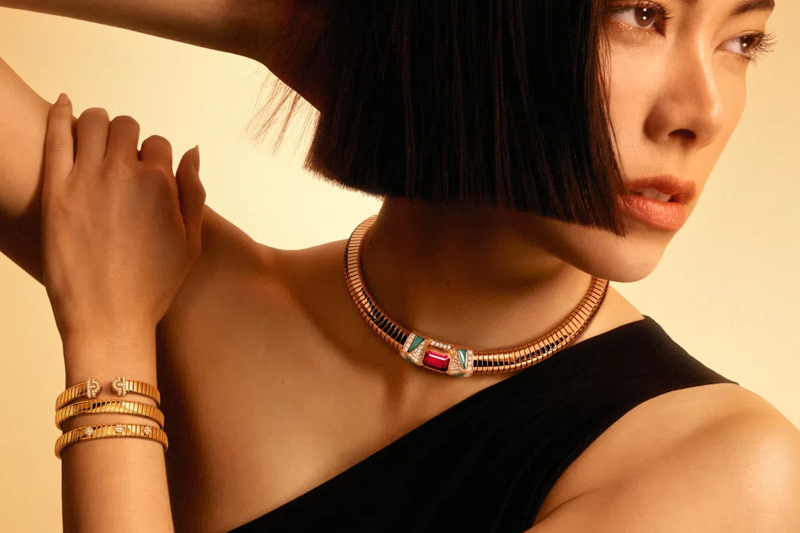 Japanese model and Bvlgari brand ambassador, Hikari Mori, wearing pieces from the Tubogas jewellery collection. 