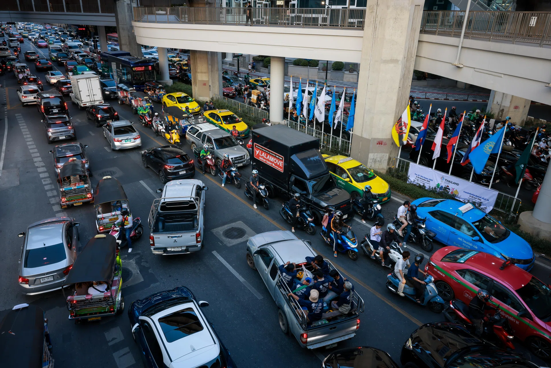 Thailand orders work-from-home for state agencies to save fuel