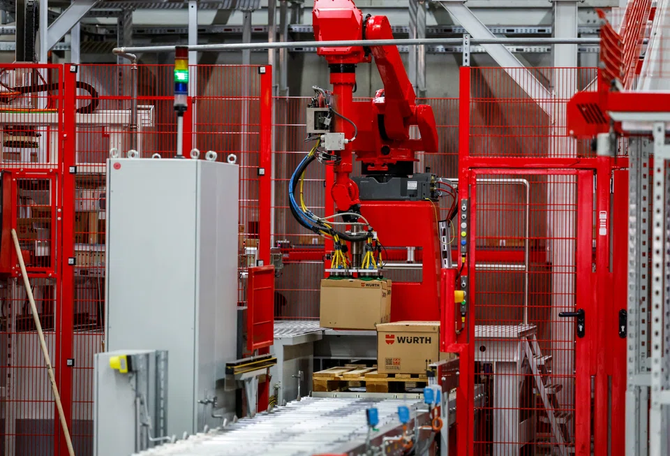 German industrial orders fell by 5.8 per cent on the previous month on a seasonally and calendar adjusted basis.