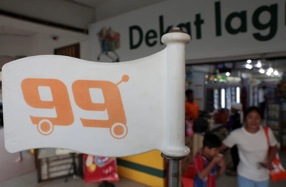 99 Speed Mart operates over 2,650 stores nationwide under the slogan Near N’ Save. It plans to expand its network to 3,000 stores by end-2025.