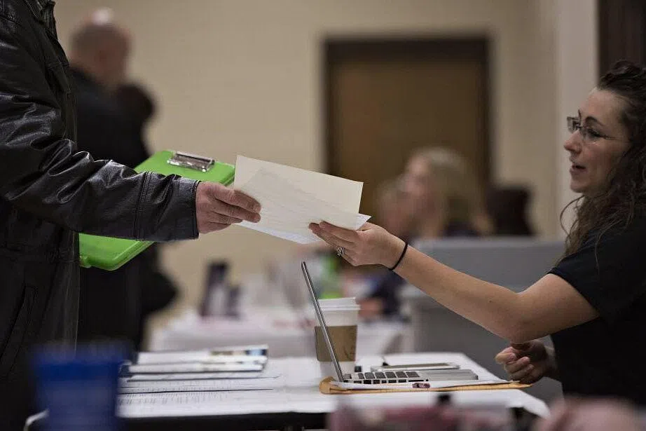 Initial claims for state unemployment benefits rose 16,000 to a seasonally adjusted 219,000 for the week ended April 4.
