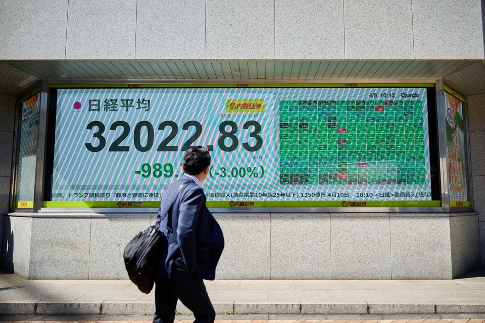 Tokyo's Nikkei fell more than two per cent while Hong Kong, Shanghai, Sydney, Singapore and Taipei stocks lost more than one per cent.