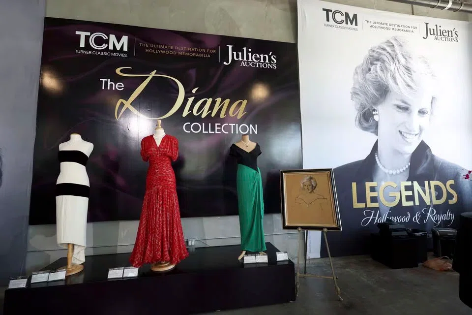 The dress is sold as part of the four-day “Hollywood Legends” sale by Julien’s Auctions and Turner Classic Movies (TCM), which featured a range of memorabilia.