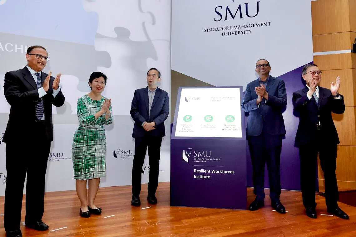 Senior Minister of State, Ministry of Education and Ministry of Sustainability and the Environment Janil Puthucheary (second from right) says: “Even though technology and AI have brought immense benefits, these changes are taking place rapidly and we must learn to harness them well.” 