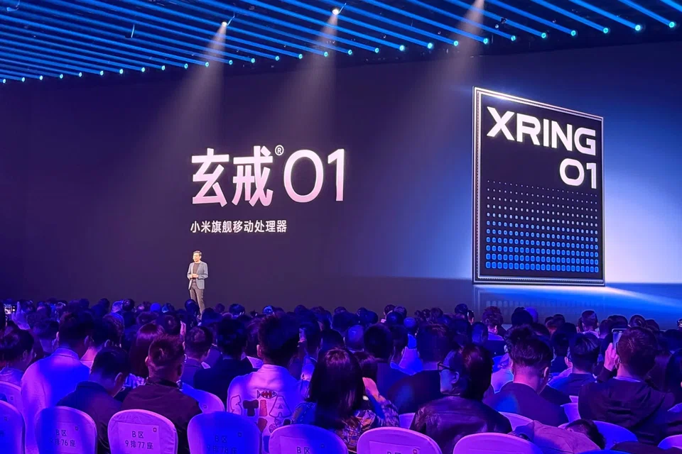 Xiaomi’s founder Lei Jun gives viewers a sneak peek at its Xring O1 chip.