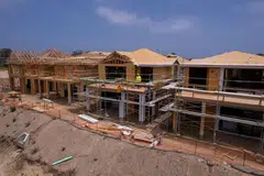 Builder confidence was largely undermined by a drop in prospective buyer traffic, which fell to 34 in August from a year-long high of 40 in July. 
