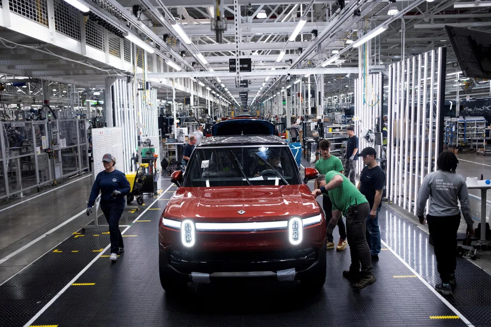 A Trump victory in the US presidential election, especially alongside Republican gains in Congress, will fuel a push to limit many tax incentives that are helping propel electric vehicle sales.