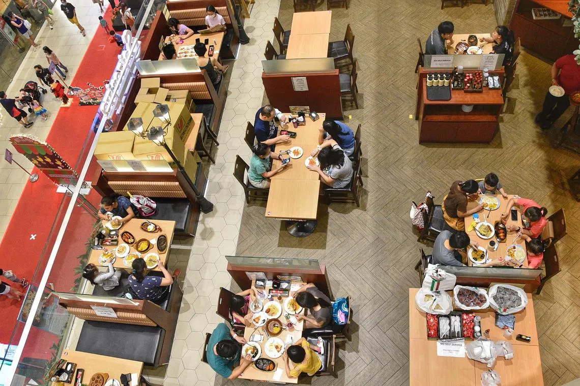 Singapore's F&B industry has welcomed more businesses while consumer spending stagnated.