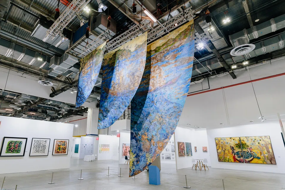 Khairulddin Wahab's traffic-stopping installation at Art SG, presented by Swiss bank UBS.