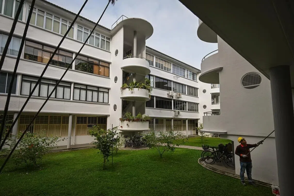 Of the 24 units in Block 34 Kim Cheng Street, 16 households voted in favour of HIP, two voted against, and six did not vote.