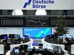 The pan-European Stoxx 600 closed 0.08% higher at 576.13 points, while major regional indexes in Germany and France fell 0.1%, each.