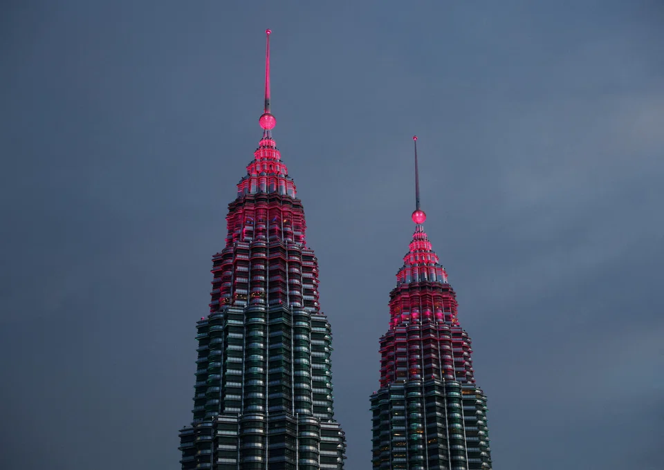 The economy is seen expanding between 4% and 5% in 2026, says Bank Negara Malaysia.