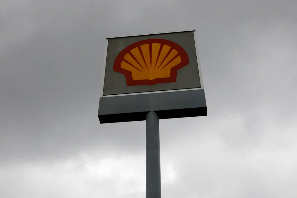 Shell’s effort to sell its Malaysia fuel stations is consistent with its move to sell its refinery on Bukom Island in Singapore, which supplies the network, one of the sources said.