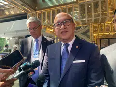 Rosan Roeslani, chief executive officer of Indonesia sovereign wealth fund Danantara, notes that improving SOE performance could lift dividends and provide the fund with additional capital to invest domestically and abroad.