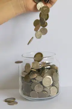 On a quarter-on-quarter (q-o-q) basis, prompt payments inched up slightly by 0.1 percentage points while a year-on-year (y-o-y) comparison shows an improvement of 0.4 percentage points to 41.2 per cent in Q2 2022. 