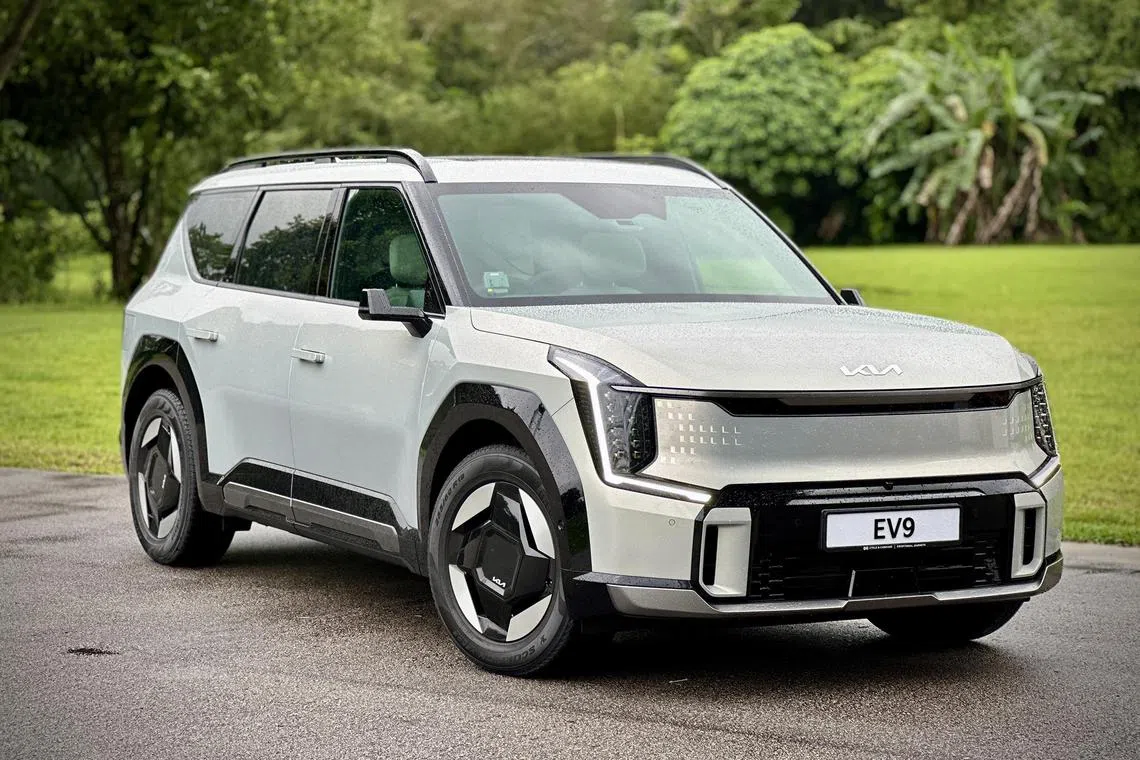 The EV9 is unashamedly boxy, with flat, vertical surfaces that exaggerate its size instead of playing it down.