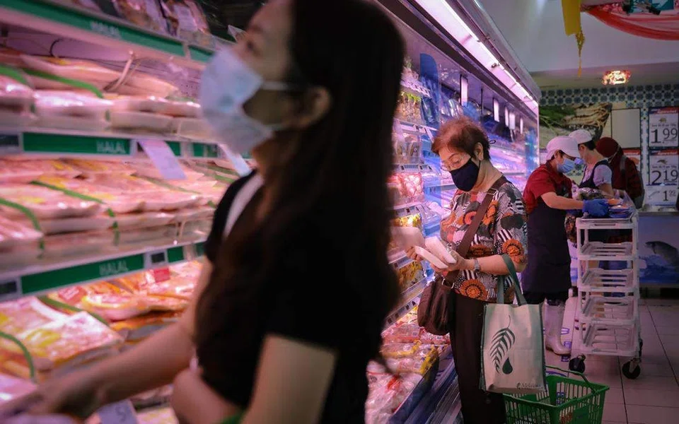 Food inflation rose to 6.9 per cent in September, up from 6.4 per cent in August. 