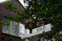 The average contract rate on a 30-year fixed-rate mortgage jumped by 23 basis points to 6.62 per cent for the week ended Feb 17.