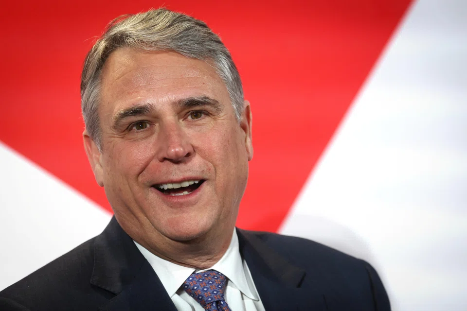 China’s economic growth remains strong relative to other nations, and its wealthy citizens are focused on overseas investments, Michael Roberts, HSBCs CEO for the USA and Americas says.