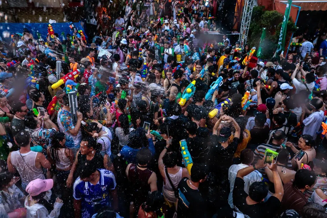 On Apr 13, there were public water fights as part of Songkran held at Khaosan Road, one of the favourite tourist spots in Bangkok.