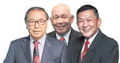 DBS chairman Peter Seah (left), SBS Transit chairman Bob Tan (centre) and Qian Hu's executive chairman Kenny Yap (right)