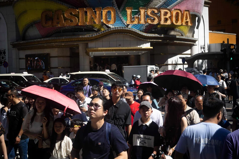 While November is typically one of the slowest months for Macau casino operators, premium gamblers still showed signs of strong spending sentiment.