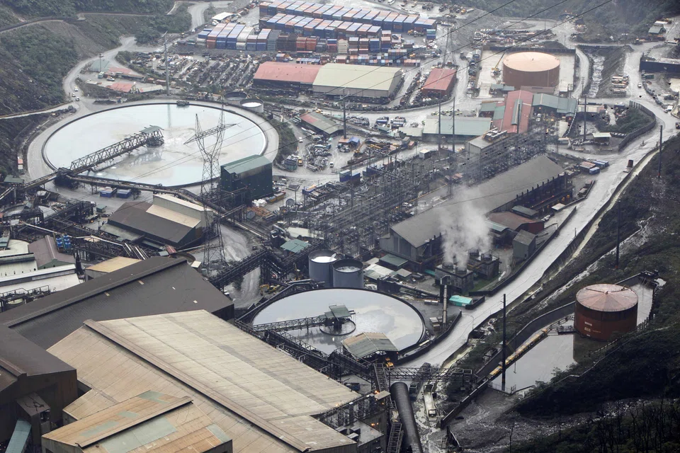 Freeport had sought the export permit after a fire at a gas cleaning unit last October forced a halt in copper cathode production at a new smelter in Gresik in East Java.